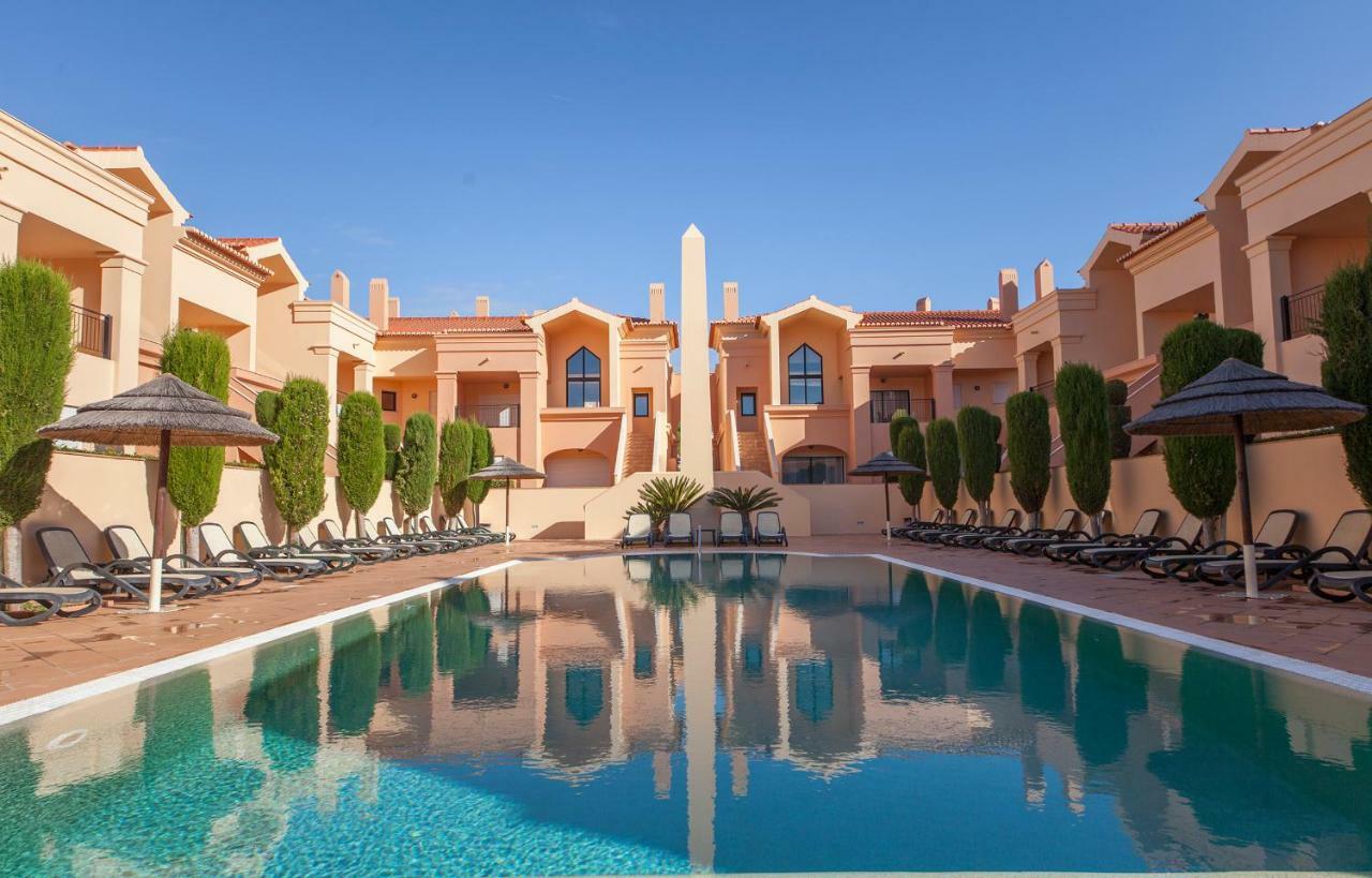 B27 - Luzbay 2 Bed Apartment *