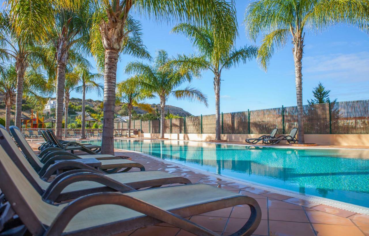 Apartment B27 - Luzbay 2 Bed *